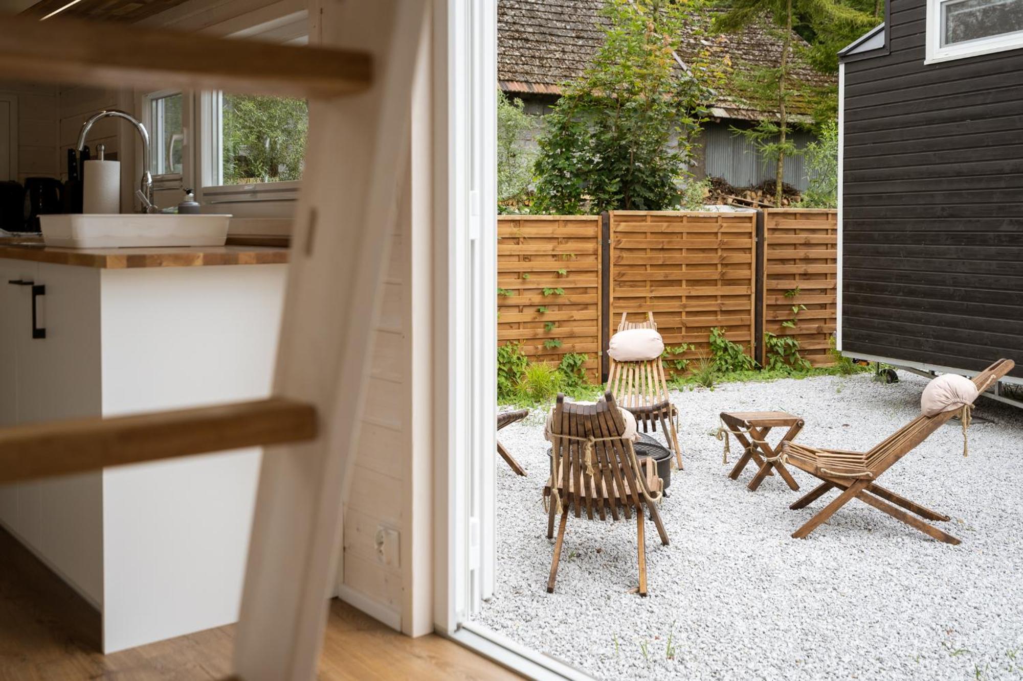 Staymoovers - Tinyhouse Zator Eksteriør bilde