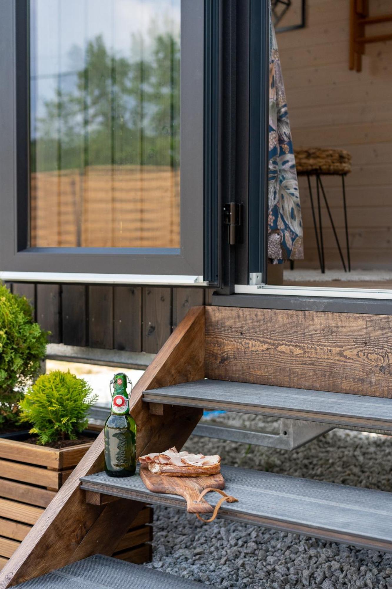 Staymoovers - Tinyhouse Zator Eksteriør bilde
