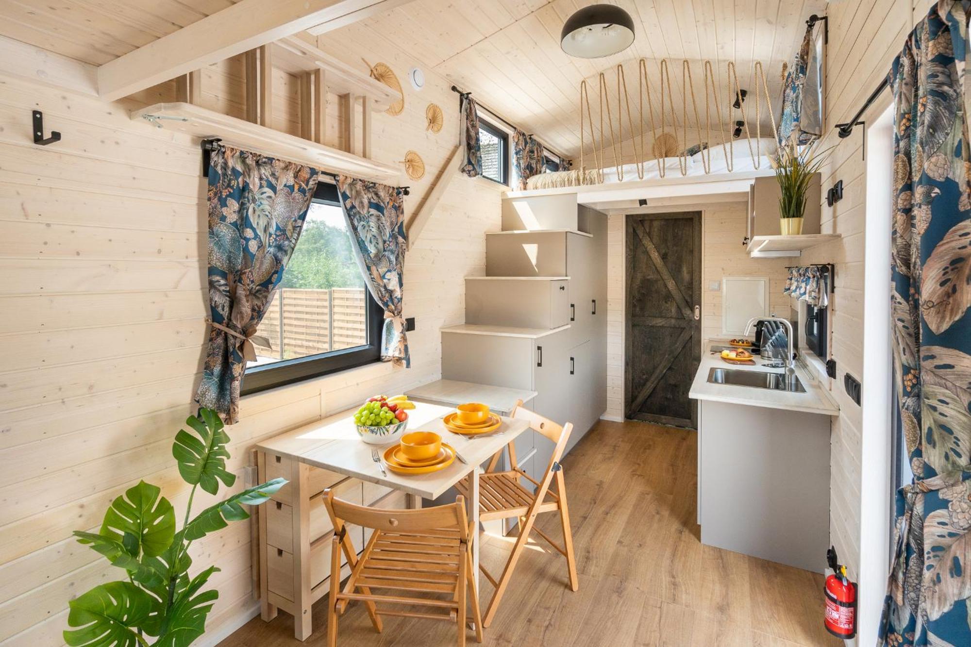 Staymoovers - Tinyhouse Zator Eksteriør bilde